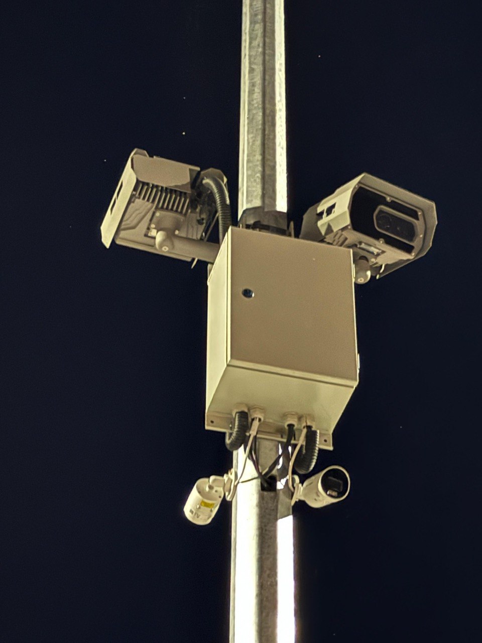 RAYERTECH cameras and enforcement equipment